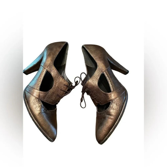 STUART WEITZMAN Cut Out Lace Up Heel Pump Oxford Metallic Bronze - Picture 1 of 9